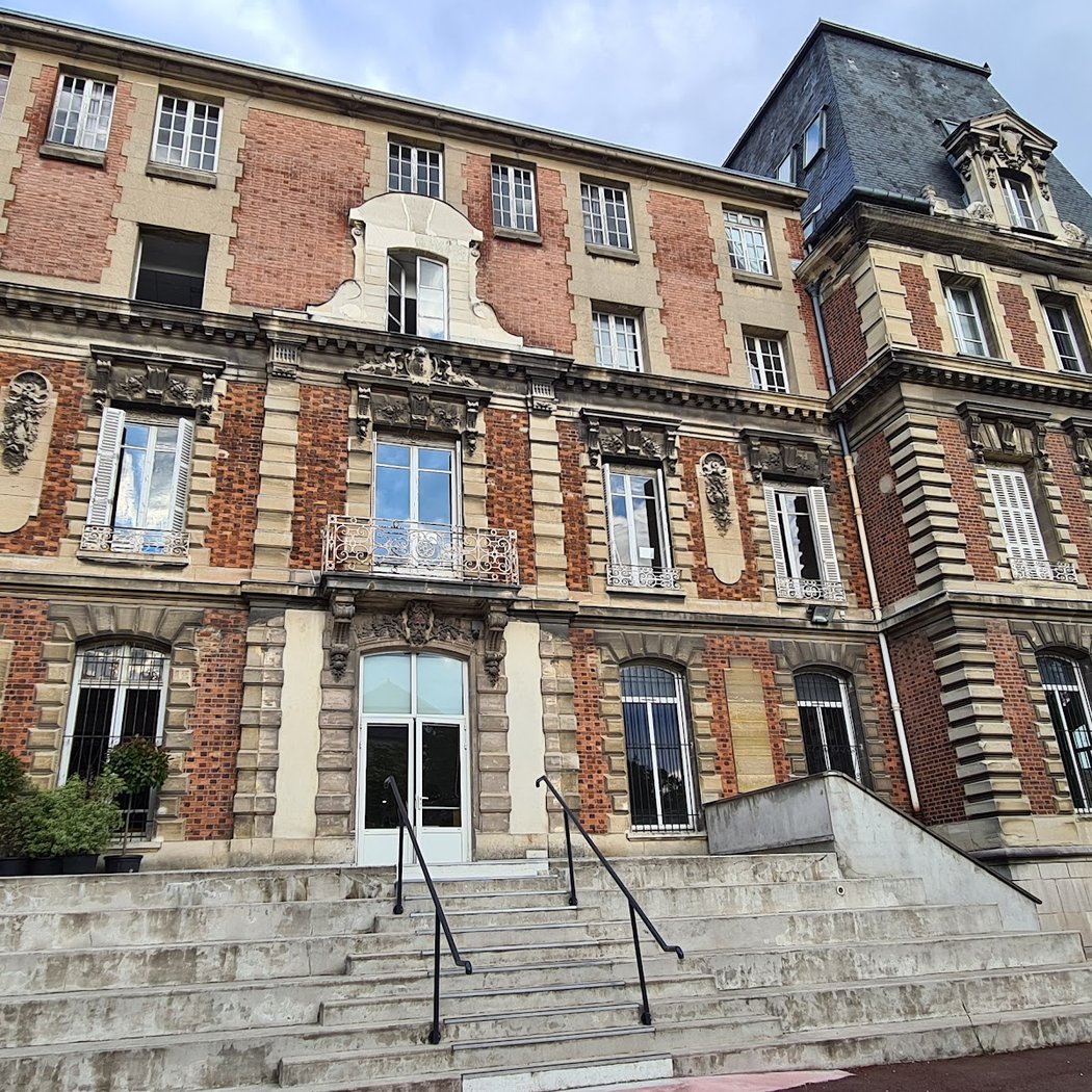 Maison du citoyen et de la vie associative 1